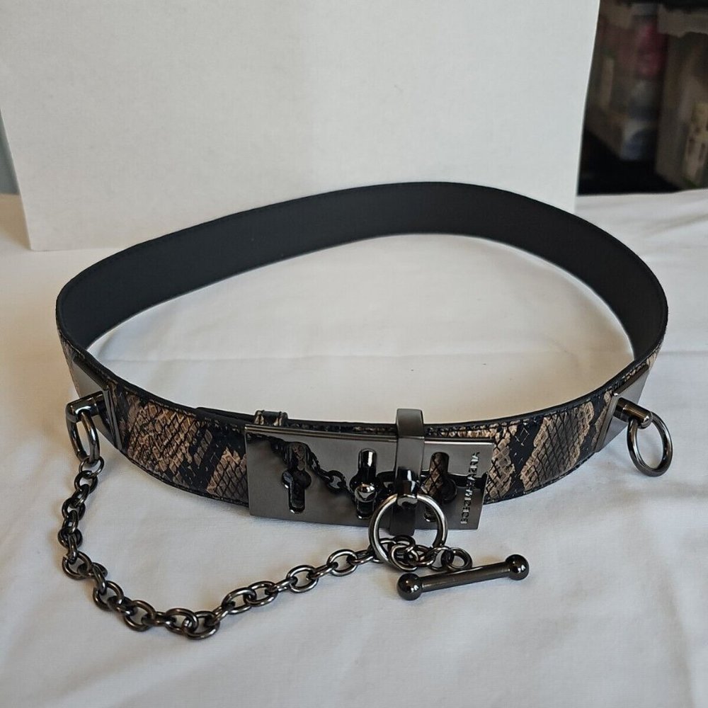 BCBG MAX AZRIA Toggle Chain Belt BCBGMAXAZRIA Brown Snake Small Womens